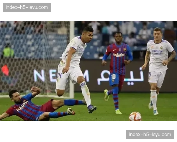 聚焦“新克罗斯”：法兰克福中场沙伊比的德甲处子赛季